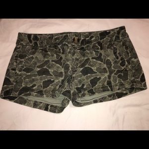 American Eagle Shortie Camo Shorts